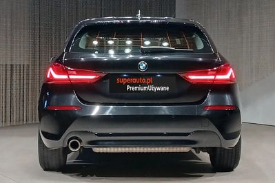 BMW Seria 1 118i Advantage