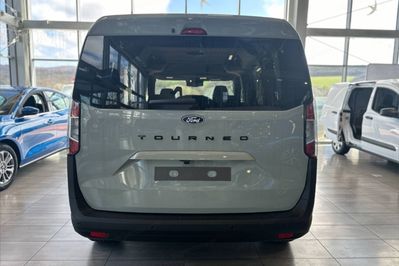 Ford Tourneo Courier Titanium