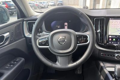 Volvo XC60 B5 B AWD Plus Dark