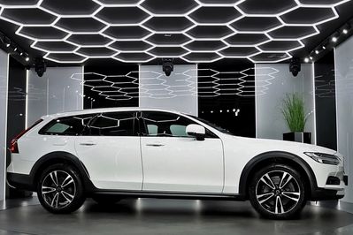 Volvo V90 CC D4 AWD Pro aut