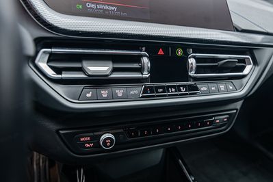 BMW Seria 2 216d M Sport aut