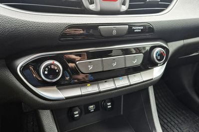 Hyundai i30 T-GDI 48V Modern