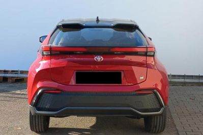 Toyota C-HR GR Sport 2.0 Hybrid Dynamic Force Plug-in