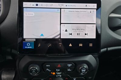 Jeep Renegade 1.5 T4 mHEV Summit FWD S&S DCT