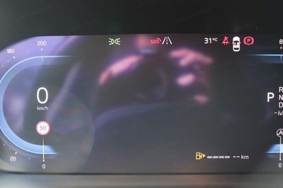 Volvo XC40 B3 Plus Dark
