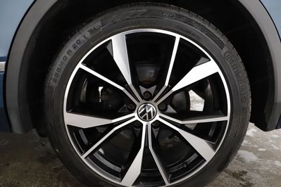 Volkswagen Tiguan 2.0 TSI 4Mot. DSG