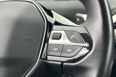 Peugeot 3008 Allure Pack 1.6 Hybrid e-EAT8 4x4