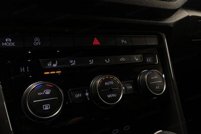 Volkswagen T-ROC 1.5 TSI DSG