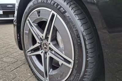 Mercedes Klasa C 200 4-Matic AMG