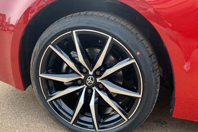 Toyota Corolla GR Sport 2.0 Hybrid Dynamic Force