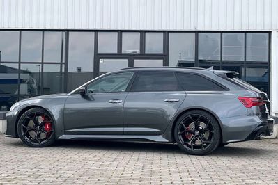Audi A6 RS6 TFSI quattro Performance Avant