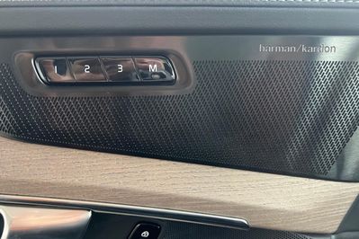 Volvo XC90 T8 AWD Plug-In Hybrid Plus Bright 7os