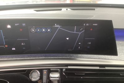 Peugeot 3008 GT 1.2 mHEV e-DCS6