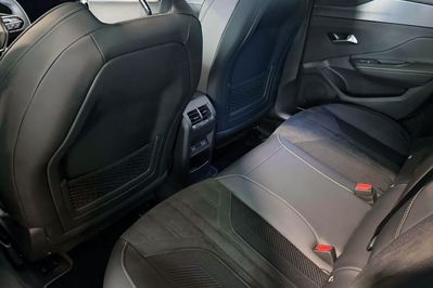 Peugeot 308 GT Exclusive S&S e-DCS6 1.2 mHEV