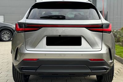 Lexus NX 350h Omotenashi 2.5 Hybrid AWD