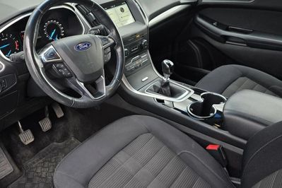 Ford Edge 2.0 TDCi 4WD Trend