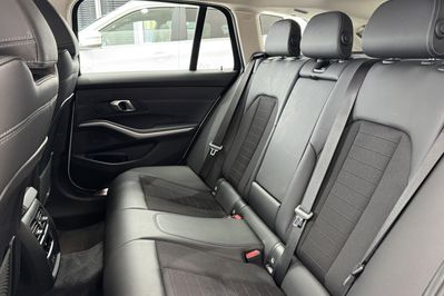 BMW Seria 3 320d Xdrive Advantage