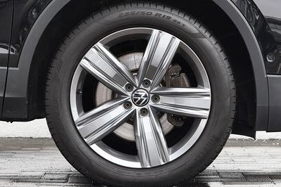 Volkswagen Tiguan 2.0 Tdi 4MOT Elegance Dsg