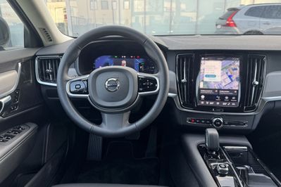 Volvo V90 T6 AWD Plug-In Hybrid Plus Dark aut