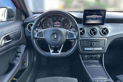 Mercedes GLA 200 7G-DCT AMG Line