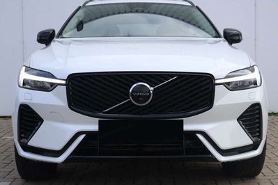 Volvo XC60 T6 Plug-In Hybrid AWD Ultra Dark