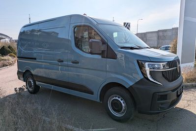 Renault Master L2H2 Extra AT9