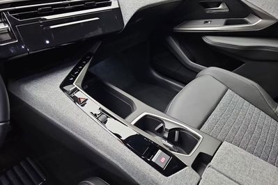 Peugeot 3008 Allure Plug-in HYBRID 1.6 PHEV