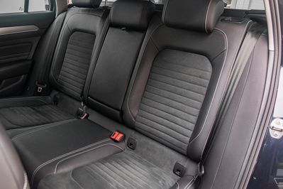 Volkswagen Passat 2.0 TSI Elegance DSG