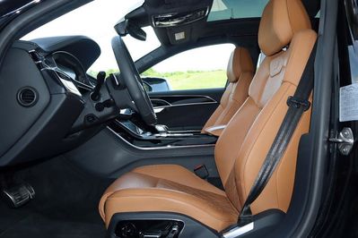 Audi A8 L 60 TFSI e quattro Tiptr.