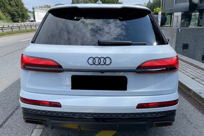 Audi Q7 50 TDI quattro S Line