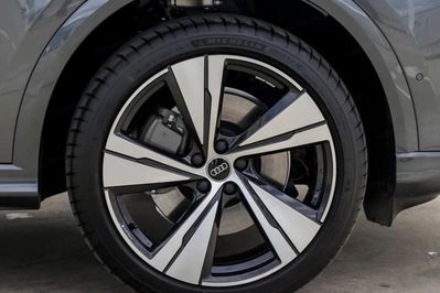 Audi Q5 TDI quattro S line Sportback