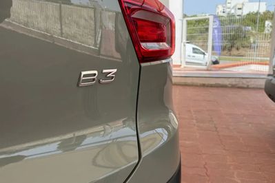 Volvo XC40 B3 Core