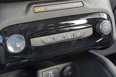 Ford Kuga Titanium 2.5 FHEV