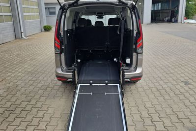 Ford Tourneo Connect Grand Ecoblue Active