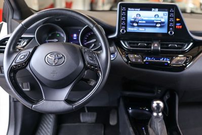 Toyota C-HR 1.8 Hybrid Selection
