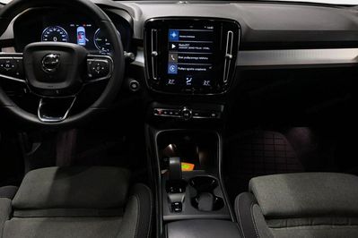 Volvo XC40 T5 Plug-In Hybrid Plus Bright aut