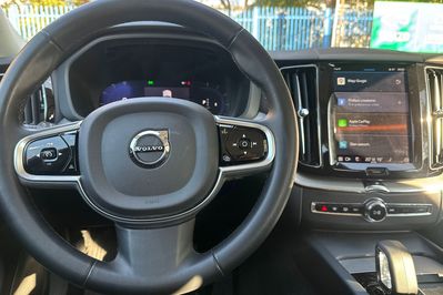 Volvo XC60 B4 D AWD Plus Bright