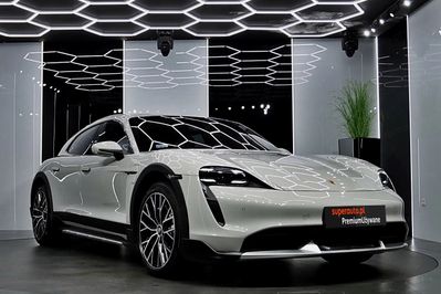 Porsche Taycan Turbo Cross Turismo