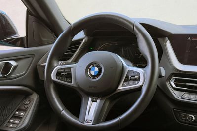 BMW Seria 2 Gran Coupe 218i M Sport