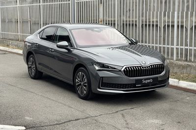 Skoda Superb Drive 2.0 TSI DSG