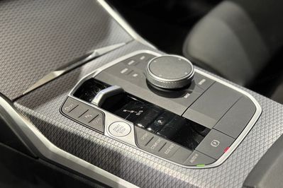 BMW Seria 3 318i M Sport