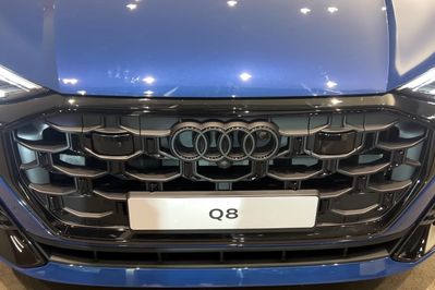Audi Q8 TFSI e quattro S line