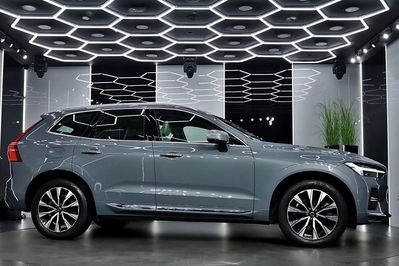 Volvo XC60 B4 D AWD Plus Bright aut