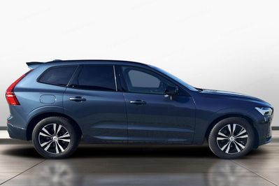 Volvo XC60 B5 B AWD Plus Dark