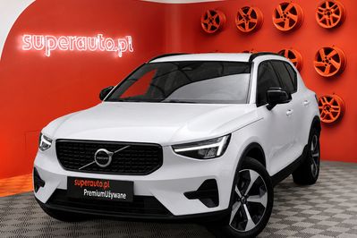 Volvo XC40 B4 B Plus Dark