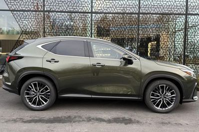 Lexus NX 350h Omotenashi 2.5 Hybrid AWD