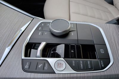 BMW Seria 3 320i M Sport