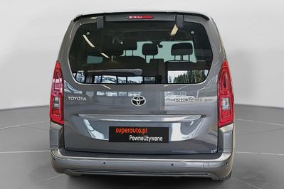 Toyota Proace City Verso Long d-4D Business