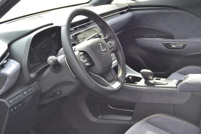 Lexus LBX Cool 1.5 Hybrid