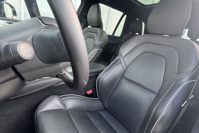 Volvo XC90 T8 AWD Plug-In Hybrid Ultra Dark 7os aut